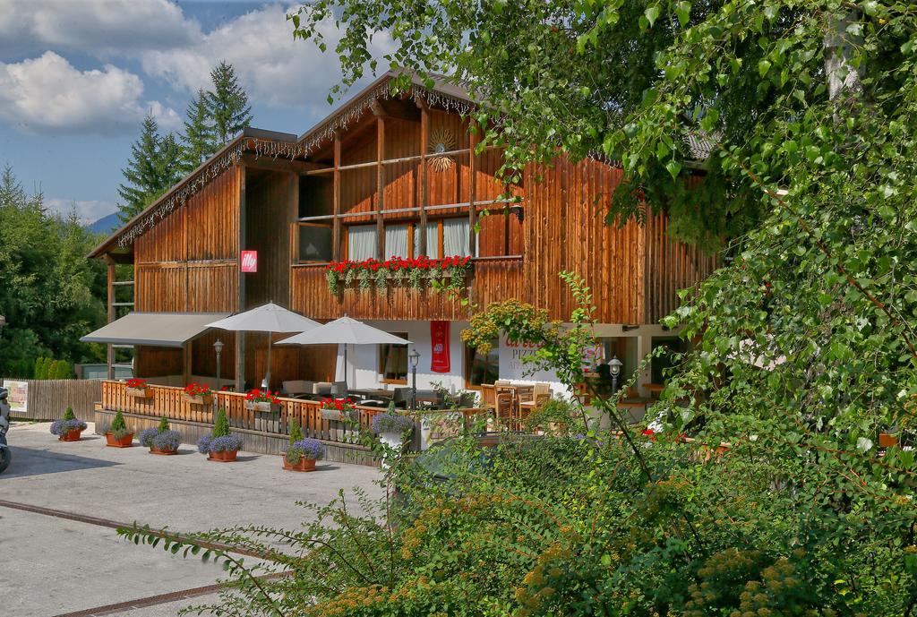La Bercia Alpine Lodge & Spa La Villa  Rum bild