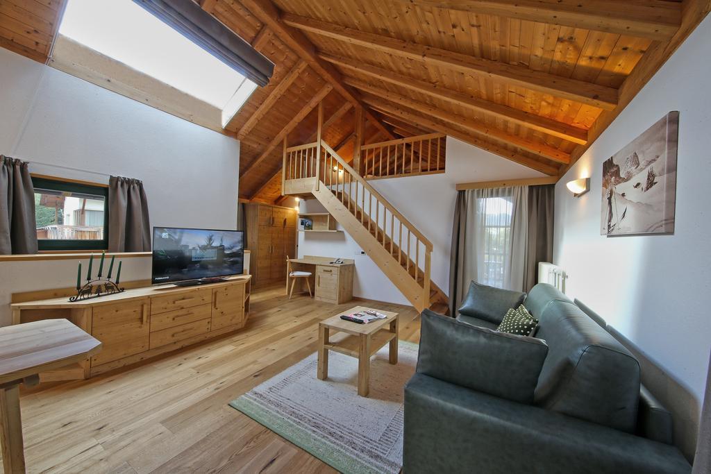 La Bercia Alpine Lodge & Spa La Villa  Exteriör bild
