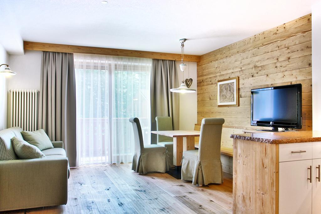 La Bercia Alpine Lodge & Spa La Villa  Exteriör bild