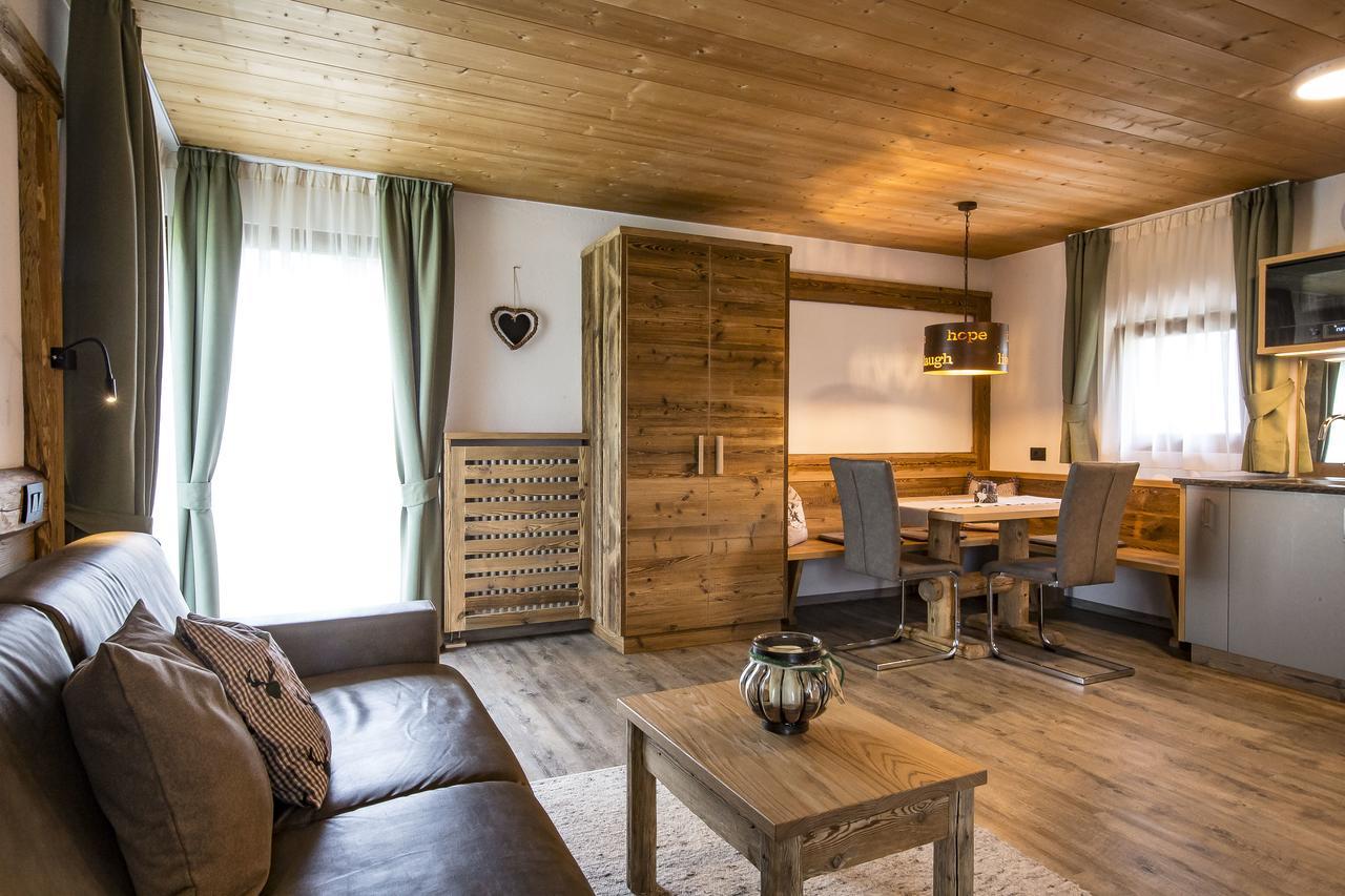 La Bercia Alpine Lodge & Spa La Villa  Exteriör bild